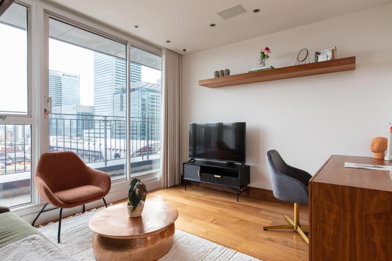 The Canary Wharf Secret - Glamorous 3Bdr Flat With Terrace And Parking Διαμέρισμα Λονδίνο Εξωτερικό φωτογραφία