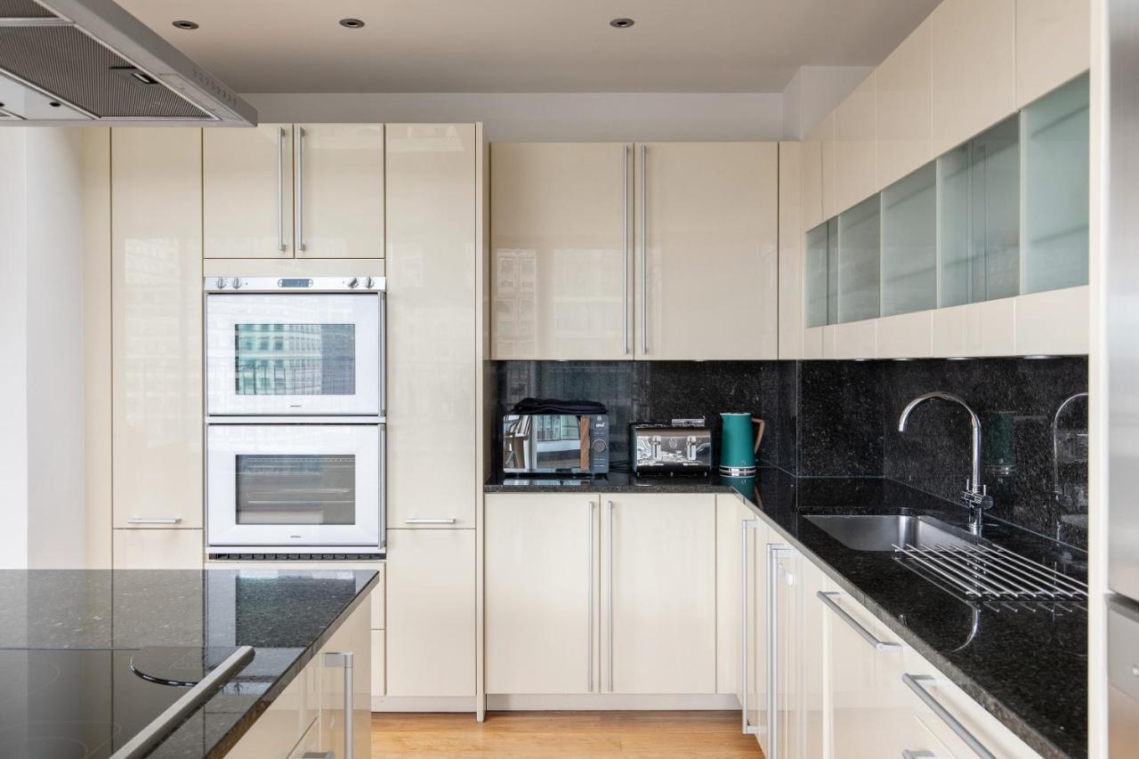 The Canary Wharf Secret - Glamorous 3Bdr Flat With Terrace And Parking Διαμέρισμα Λονδίνο Εξωτερικό φωτογραφία